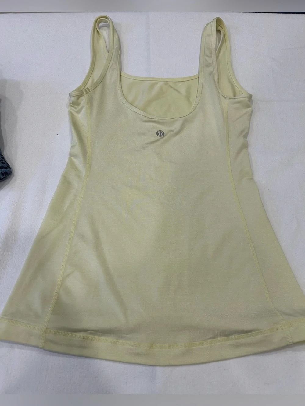 2 lulumon womens bundle